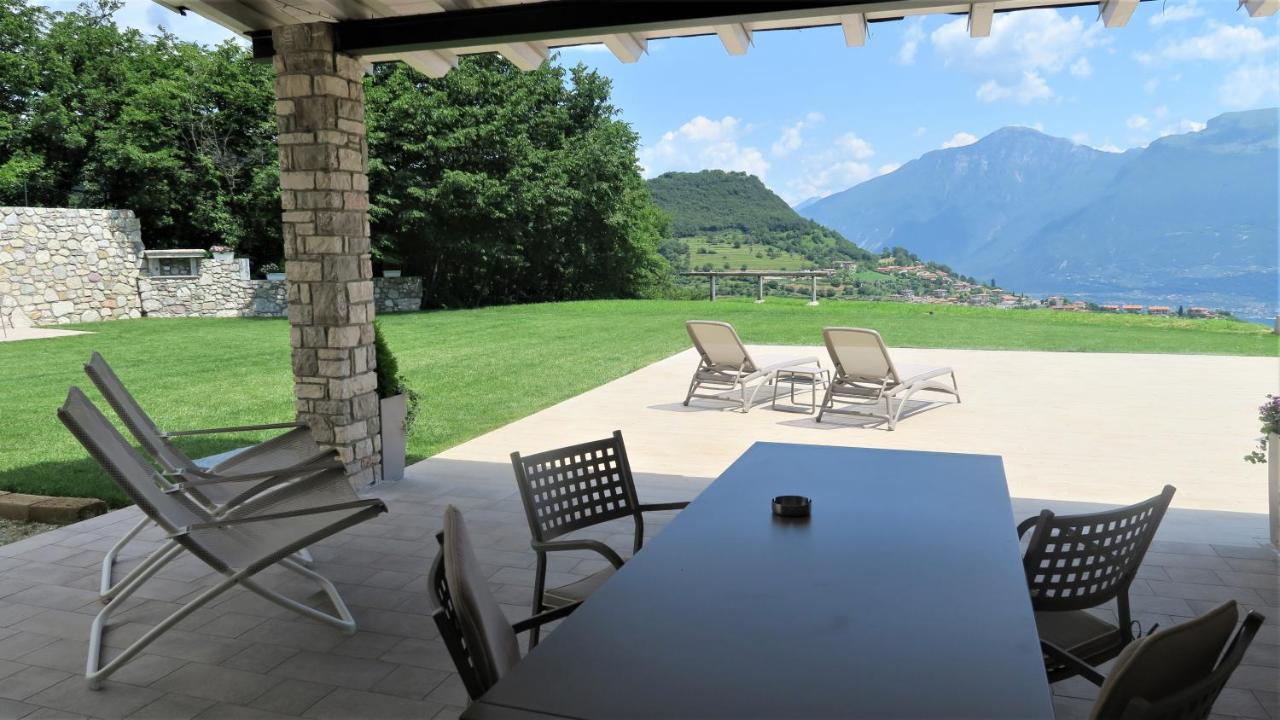 Aparthotel Oasi Da Vinci Tignale Exteriér fotografie