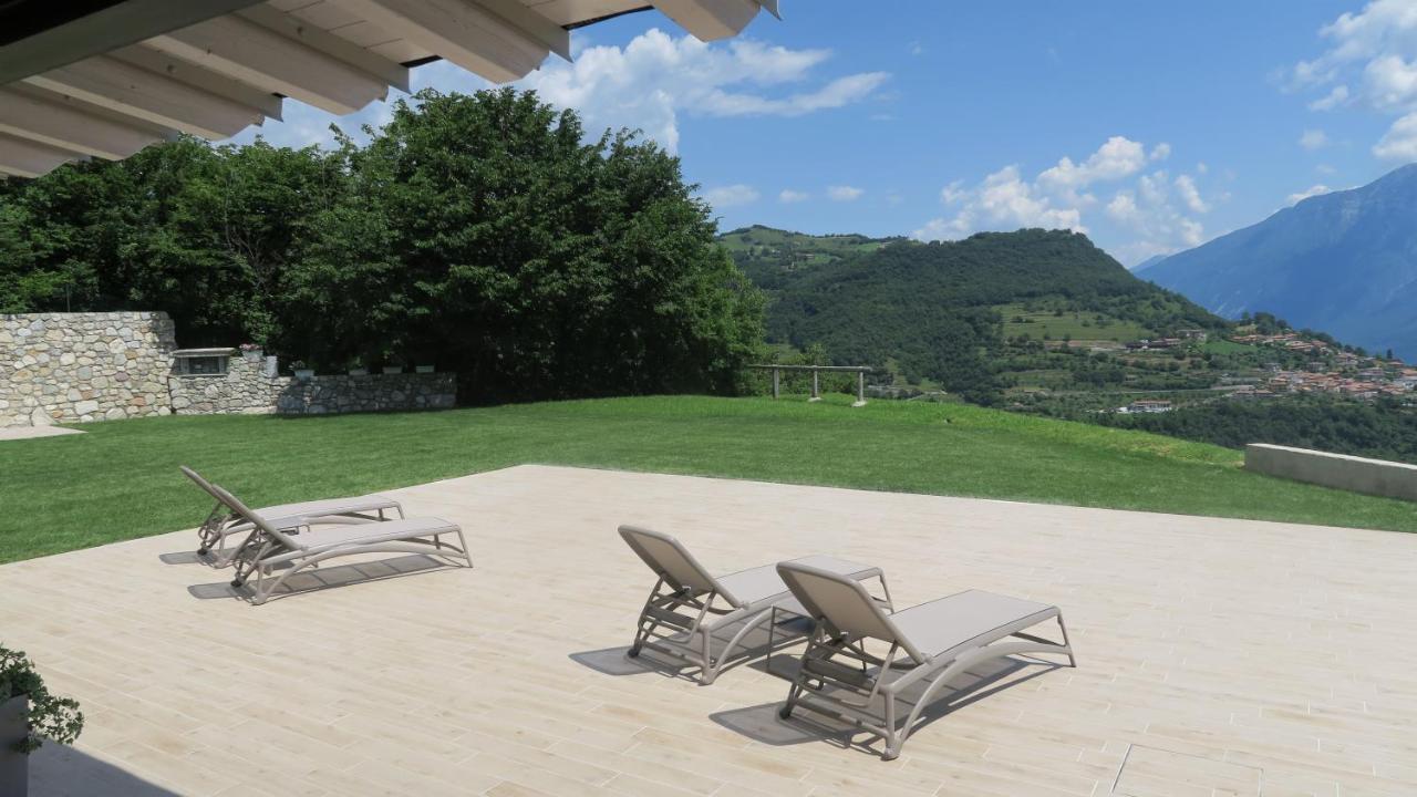 Aparthotel Oasi Da Vinci Tignale Exteriér fotografie