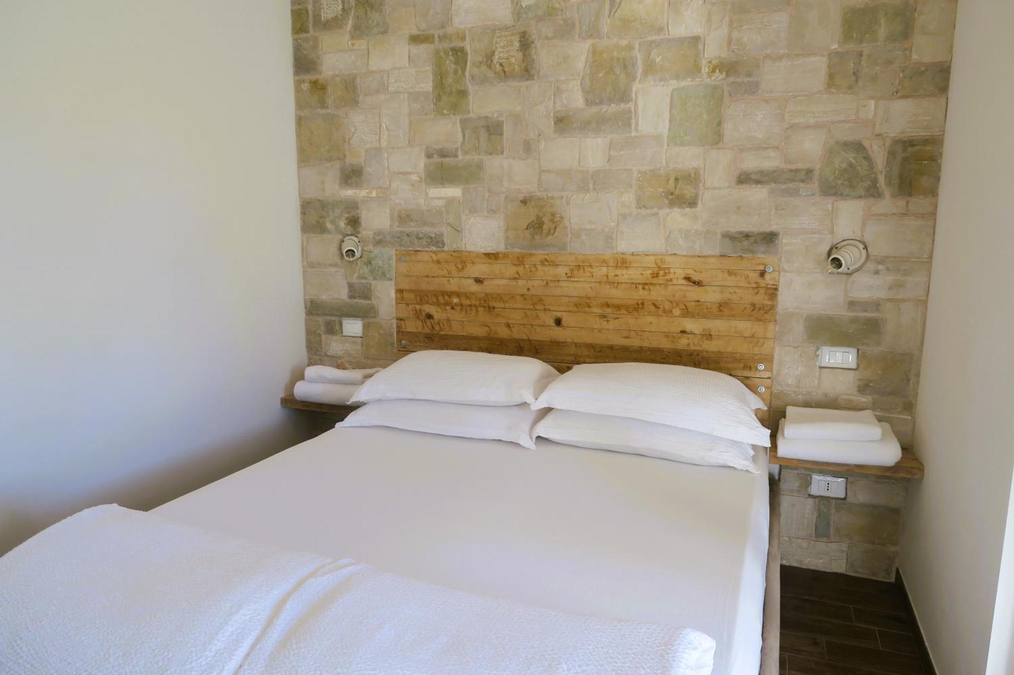 Aparthotel Oasi Da Vinci Tignale Exteriér fotografie
